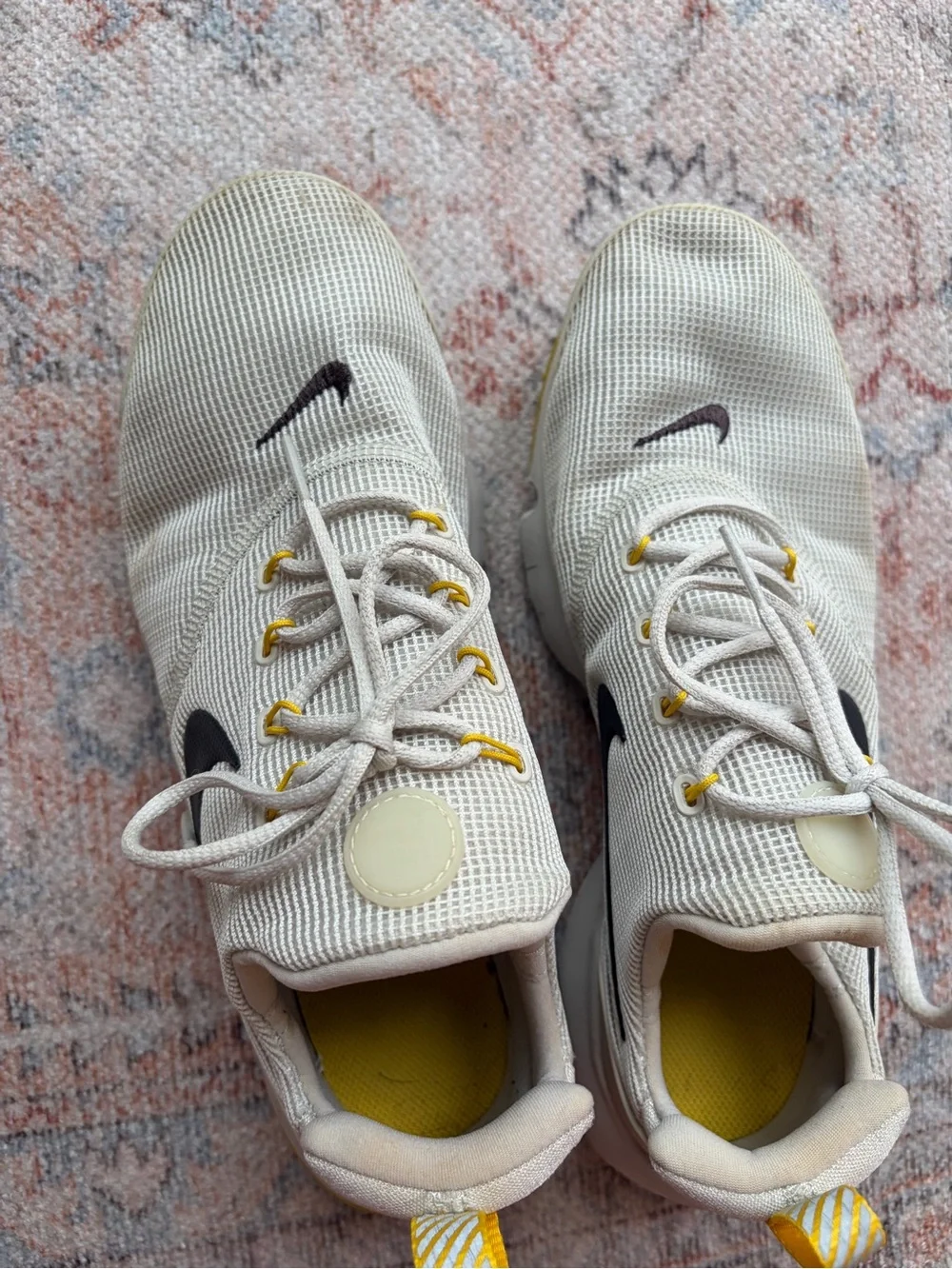 7Y • Nike Presto Fly Boys Sneakers cream black yellow